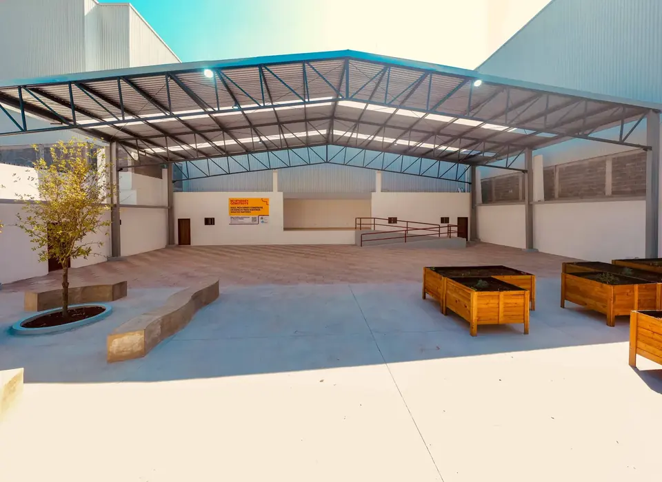 Centro para Adultos Mayores, obra terminada